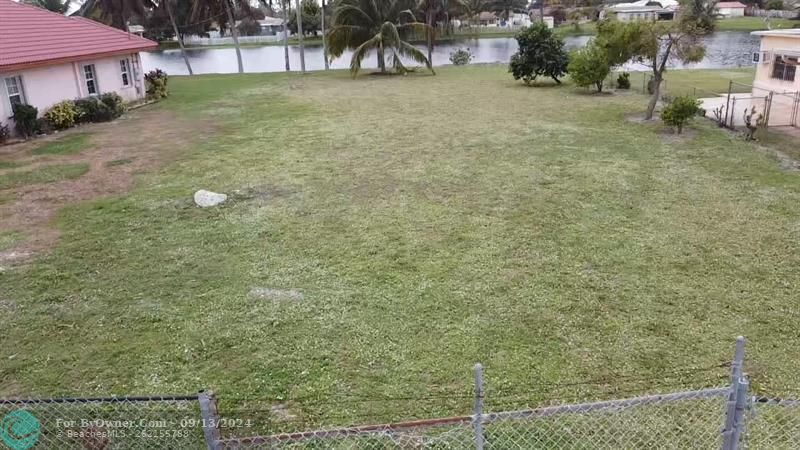 24 Northwest Ave, Oakland Park, Florida image 2