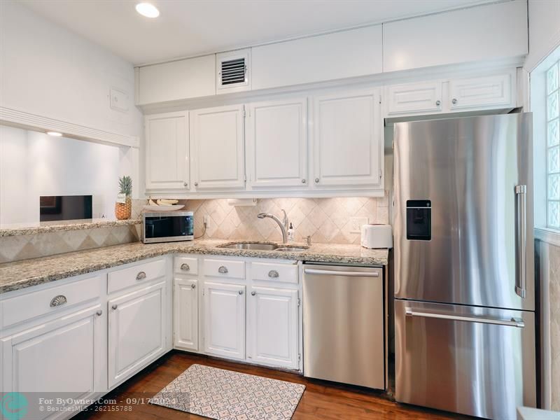 Single Family, Fort Lauderdale, Florida image 12