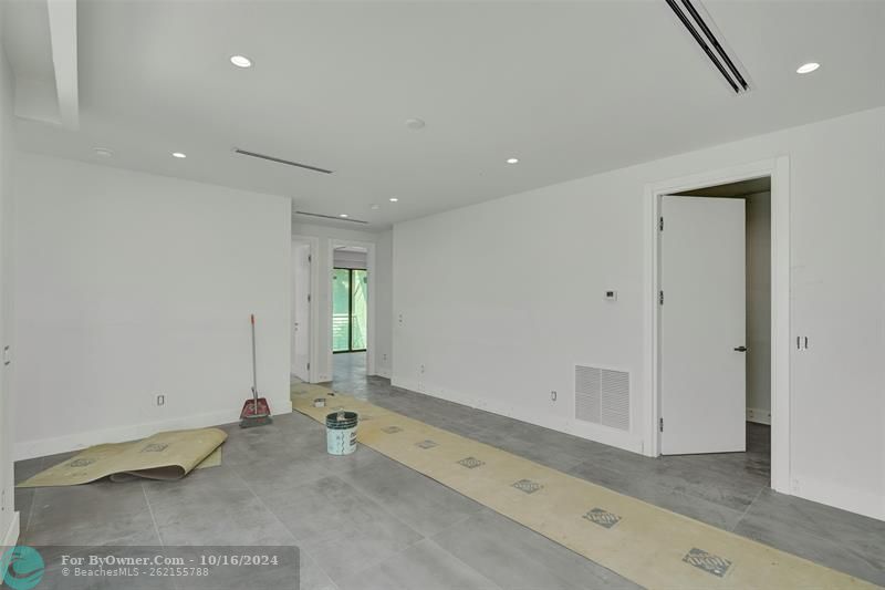 1120 NE 13th Ave #1120, Fort Lauderdale, Florida image 38