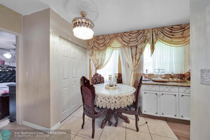 Single Family, Miami, Florida image 10