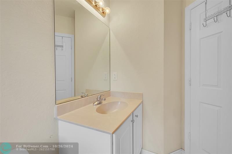 4204 Emerald Vis, Lake Worth, Florida image 27