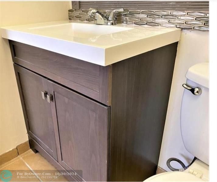 703 Brittany #O, Delray Beach, Florida image 7