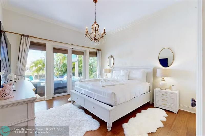 FIRST FLOOR BEDROOM