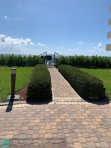 1239 Hillsboro Mile #405, Hillsboro Beach, Florida image 46