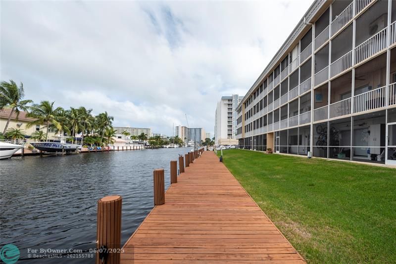2841 NE 33rd Ct #202, Fort Lauderdale, Florida image 10