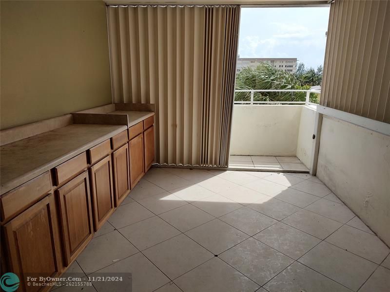 111 Briny Ave #304, Pompano Beach, Florida image 10