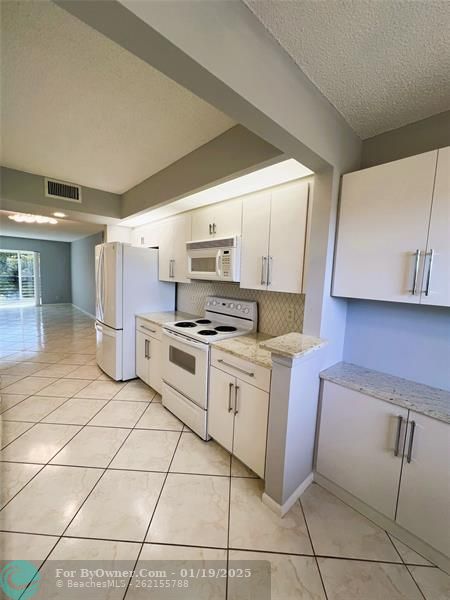 1803 Eleuthera Point #E-3, Coconut Creek, Florida image 5