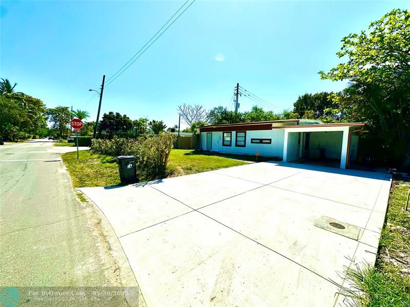 1642 NE 8th St, Fort Lauderdale, Florida image 50