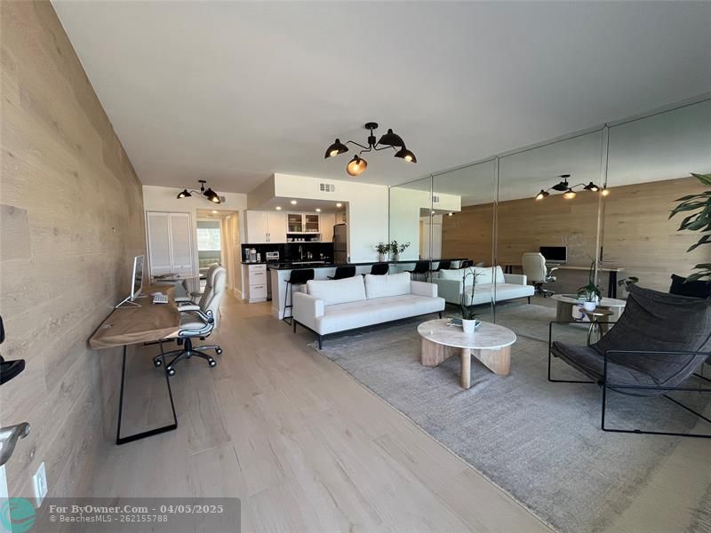 300 Oregon St #206, Hollywood, Florida image 6