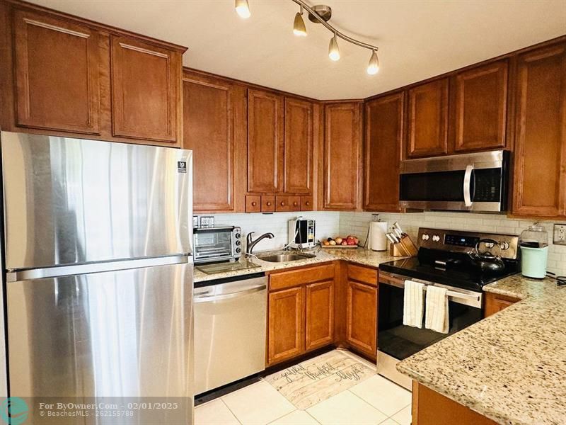 9300 SW 8th St #214, Boca Raton, Florida image 12