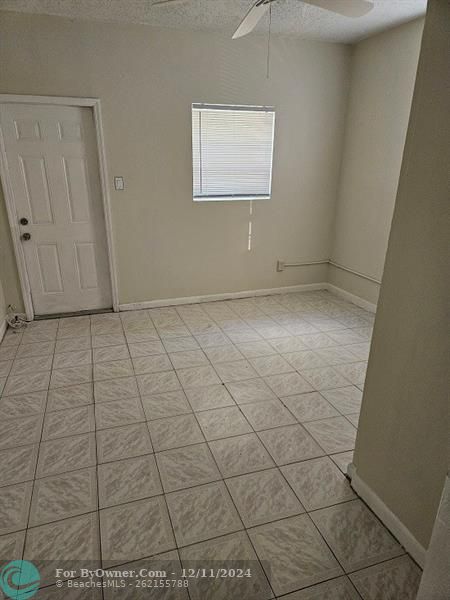 670 SW 28th Ter, Fort Lauderdale, Florida image 14