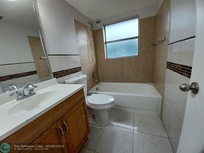 10036 Twin Lakes Dr #37F, Coral Springs, Florida image 12
