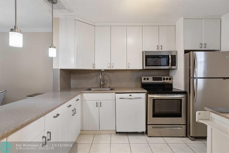 2097 S Ocean Dr #403, Hallandale Beach, Florida image 14