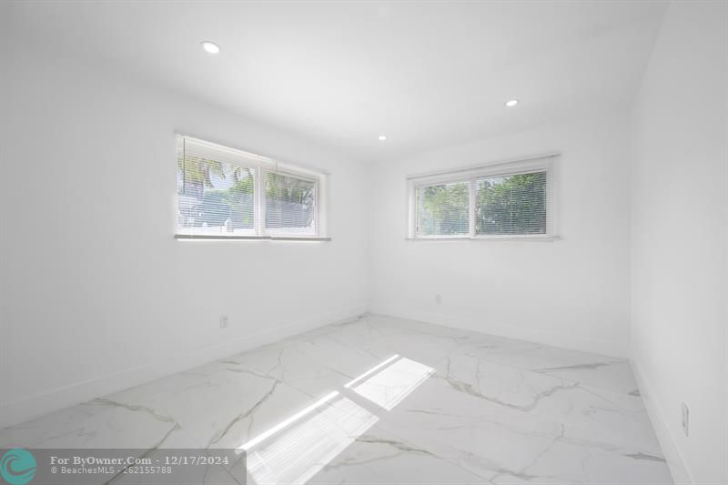 19930 NE 20th Ct, Miami, Florida image 18