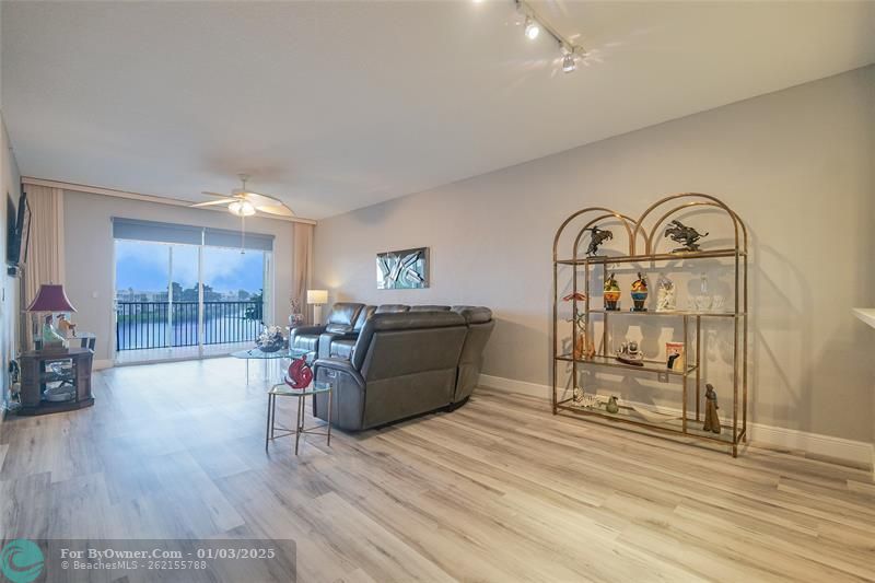 7727 Southampton Ter #412-F, Tamarac, Florida image 6