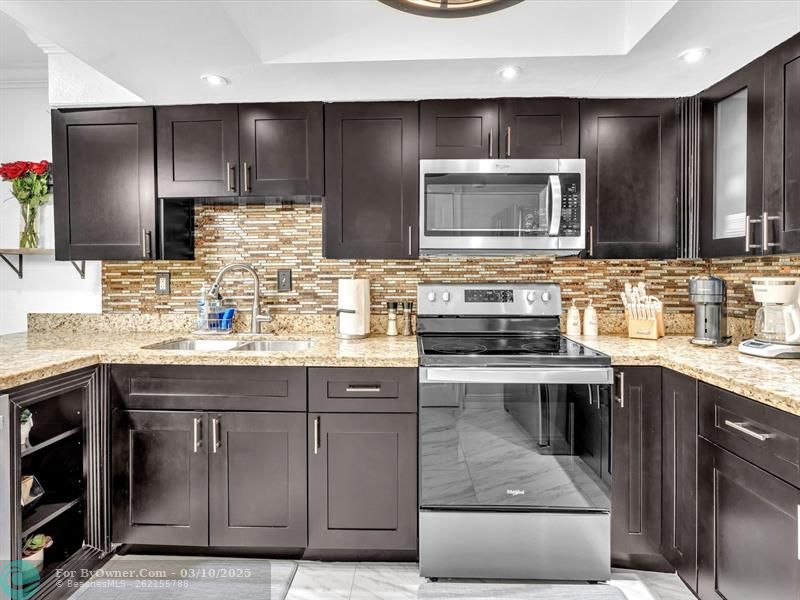 70 Ann Lee Ln #70, Tamarac, Florida image 9