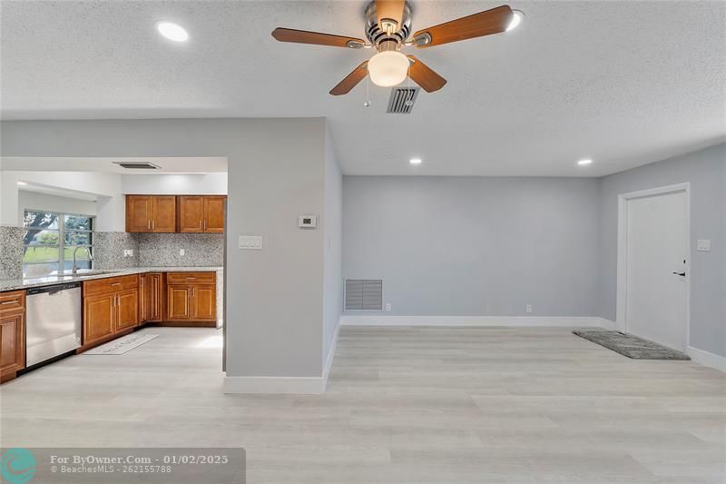 1105 NW 73rd Ter, Margate, Florida image 10