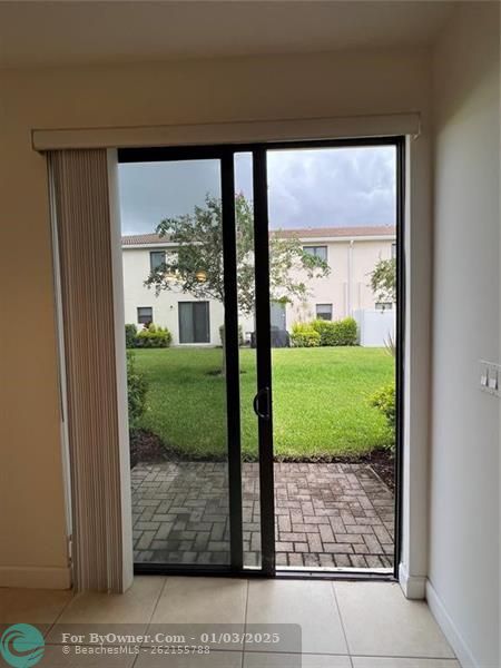 360 NE 194th Ln, Miami, Florida image 21