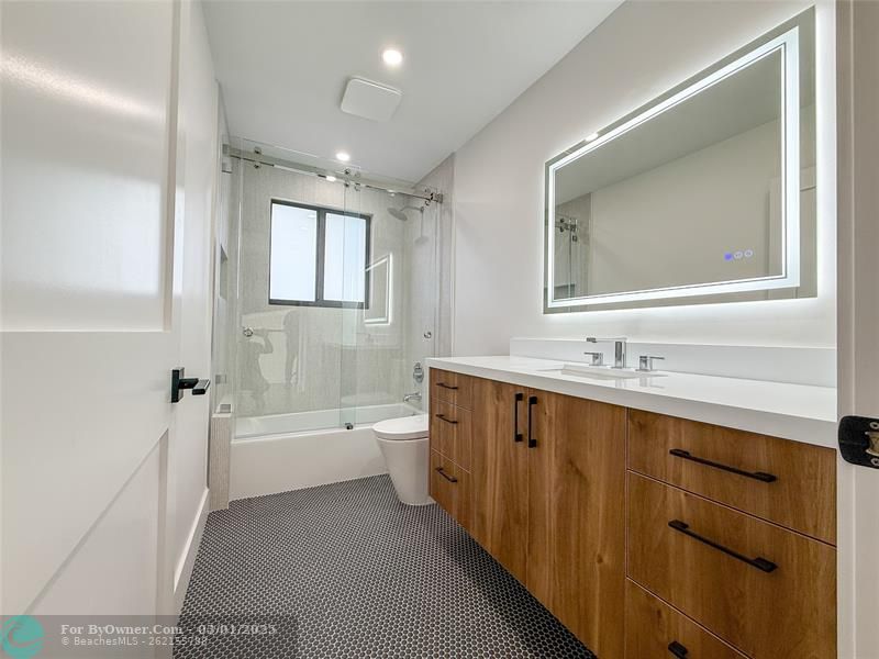 11901 NW 5 Street, Plantation, Florida image 39