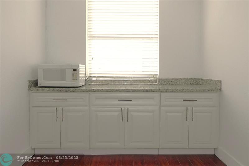 4350 Hillcrest Dr #910, Hollywood, Florida image 7