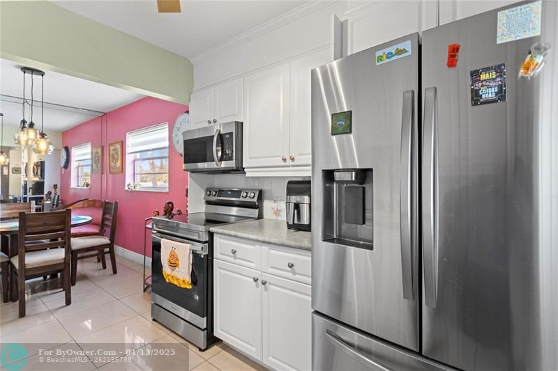 2240 Johnson St #212, Hollywood, Florida image 8