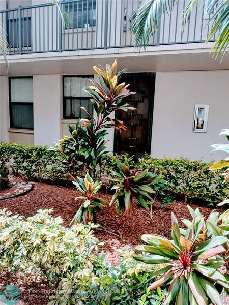 8421 Forest Hills Dr #102, Coral Springs, Florida image 1