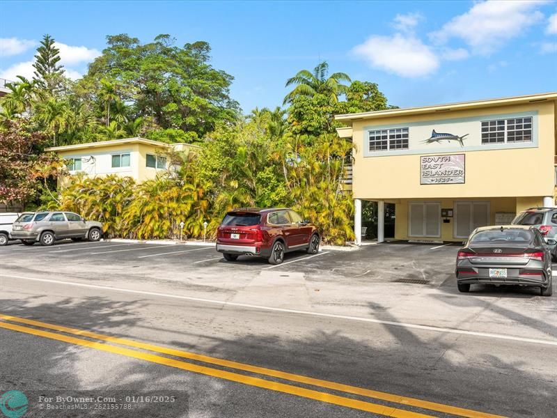 1525 SE 15th St #23, Fort Lauderdale, Florida image 1