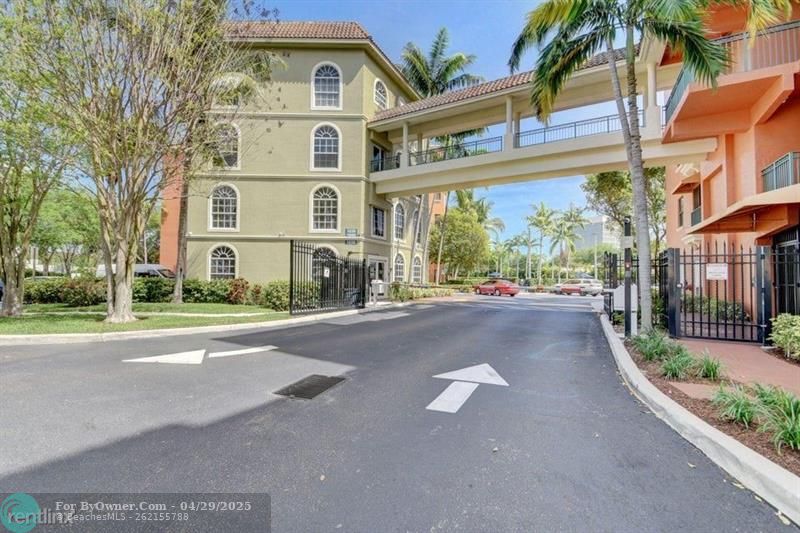 #308, West Palm Beach, Florida image 3