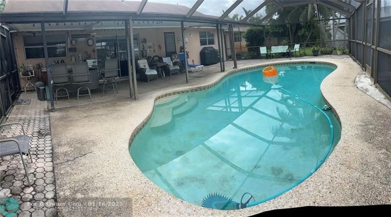 2917 Mckinley St, Hollywood, Florida image 2