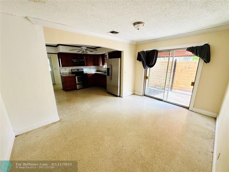 920 NE 39th St, Oakland Park, Florida image 10