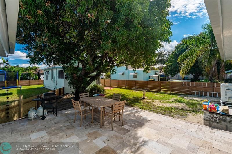 302 SW 2nd Ave, Dania Beach, Florida image 30