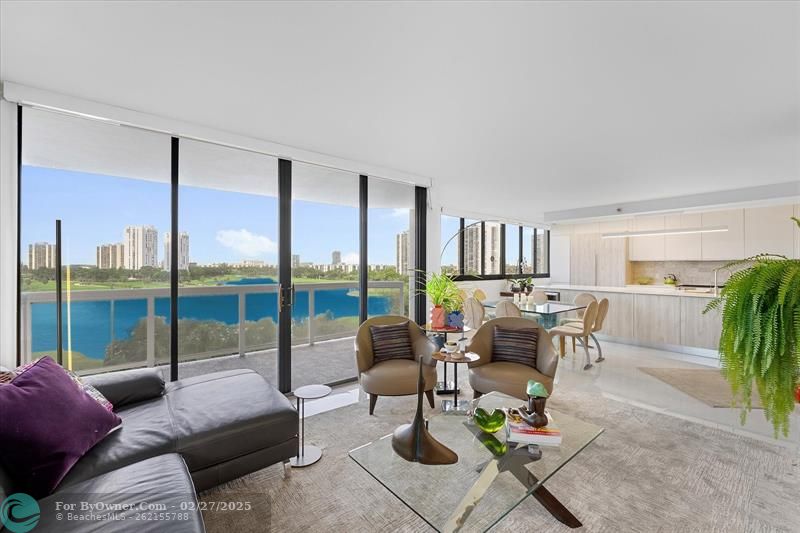 20185 E Country Club Dr #705, Miami, Florida image 1