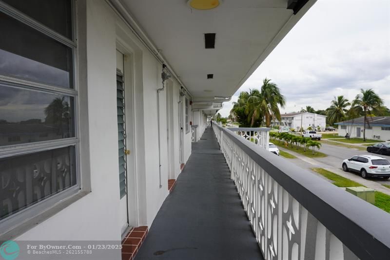 15 NW 204th St #31, Miami Gardens, Florida image 1