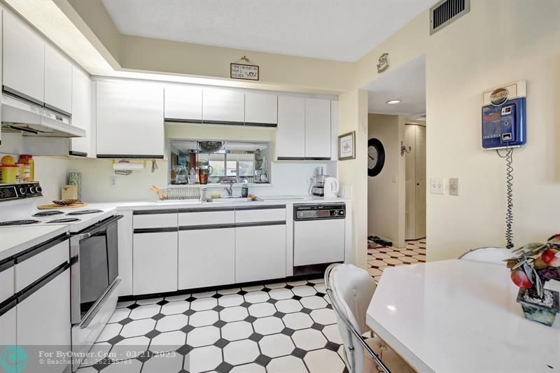 12600 SW 5th Ct #410 L, Pembroke Pines, Florida image 11