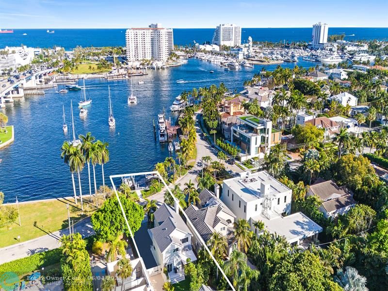 325 Poinciana Drive, Fort Lauderdale, Florida image 2