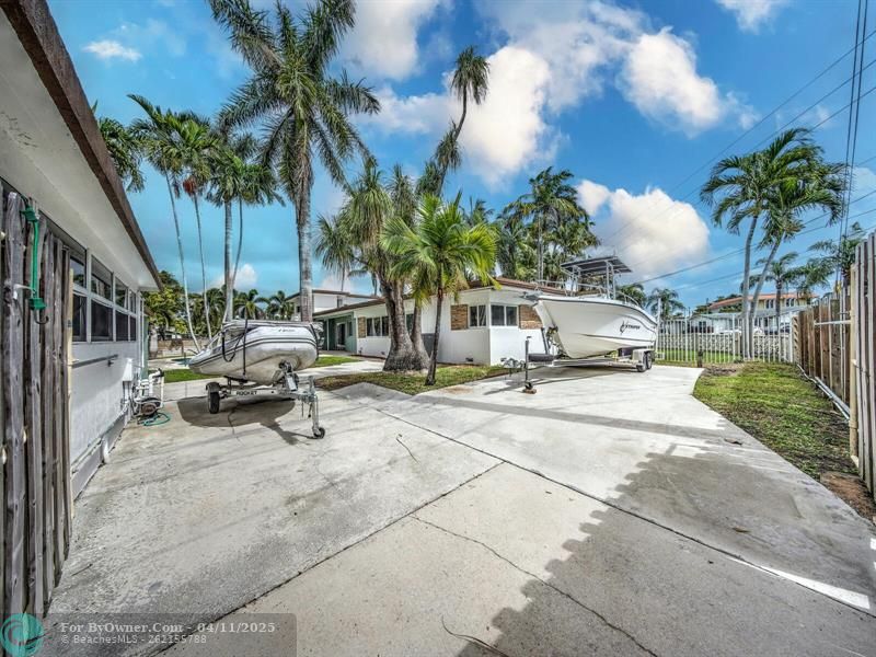 4100 N Circle Dr, Hollywood, Florida image 31