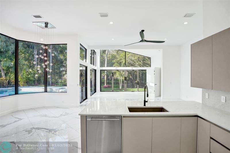 4701 Pine Tree Dr, Boynton Beach, Florida image 19