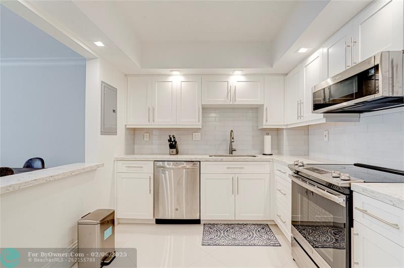 3750 Galt Ocean Dr #604, Fort Lauderdale, Florida image 2