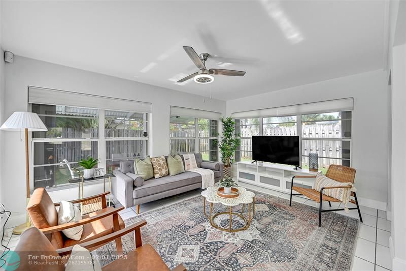 256 SW 11th St, Pompano Beach, Florida image 13