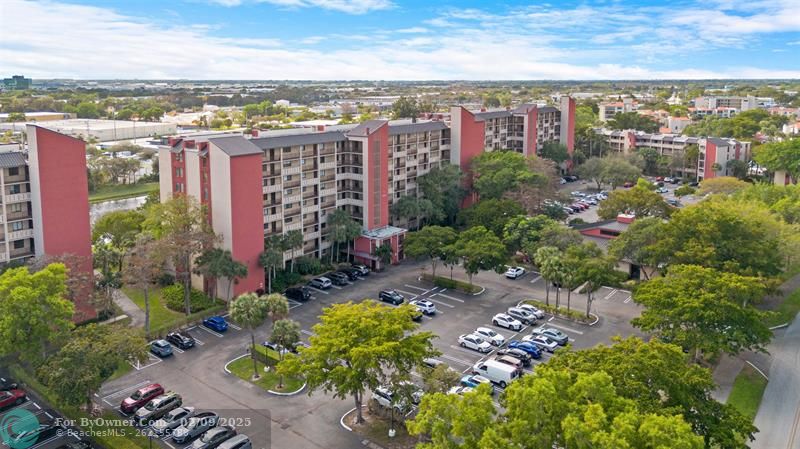 2202 S Cypress Bend Dr #808, Pompano Beach, Florida image 24