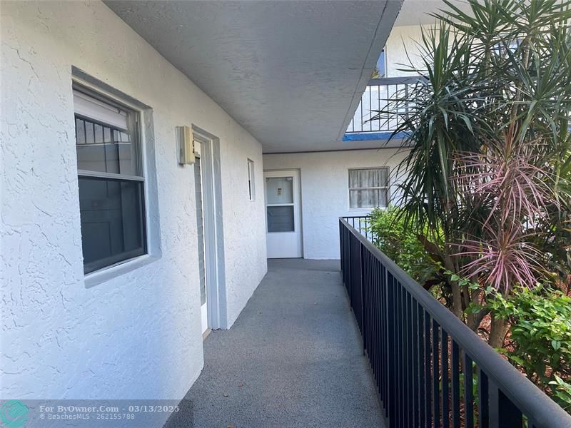 3160 Holiday Springs Blvd #104, Margate, Florida image 3