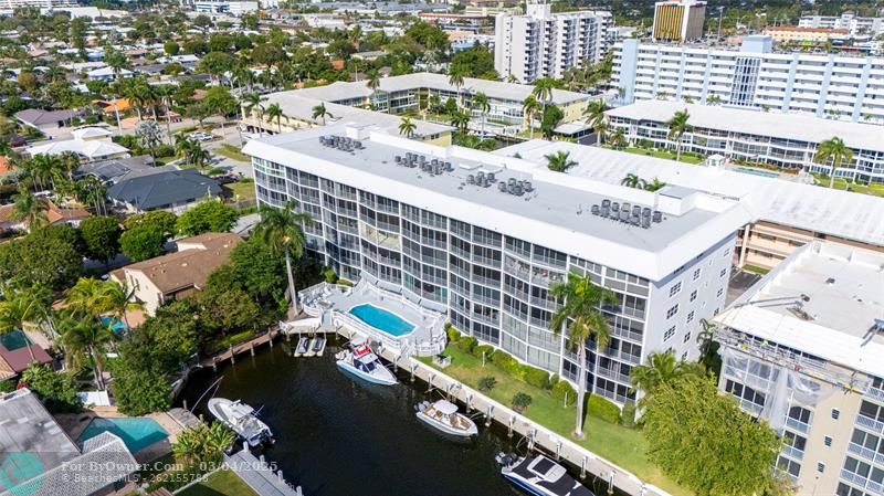 3050 NE 47th Ct #403, Fort Lauderdale, Florida image 12
