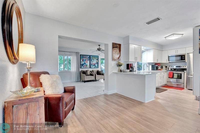 7421 NW 70th Ave, Tamarac, Florida image 10