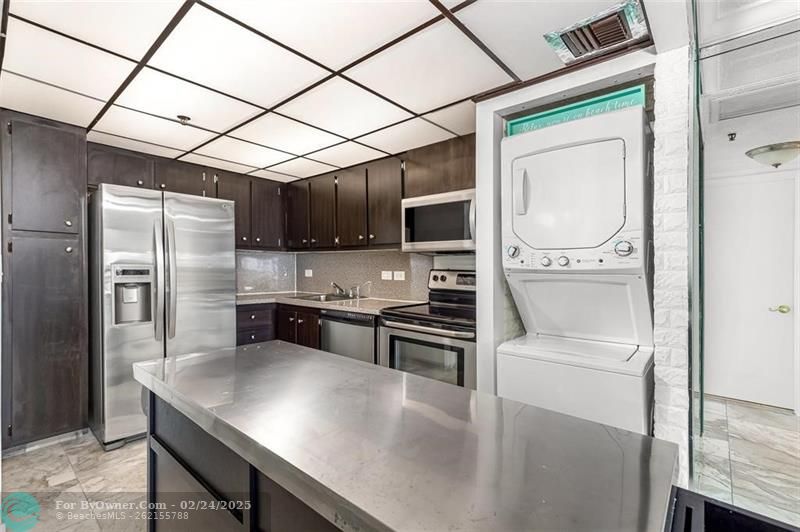 20505 E Country Club Dr #533, Miami, Florida image 10