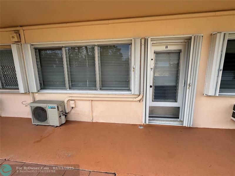 900 SW 10th Ter #S-11, Hallandale Beach, Florida image 6