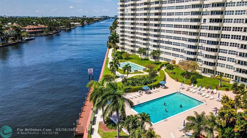 Pool on IntraCoastal
