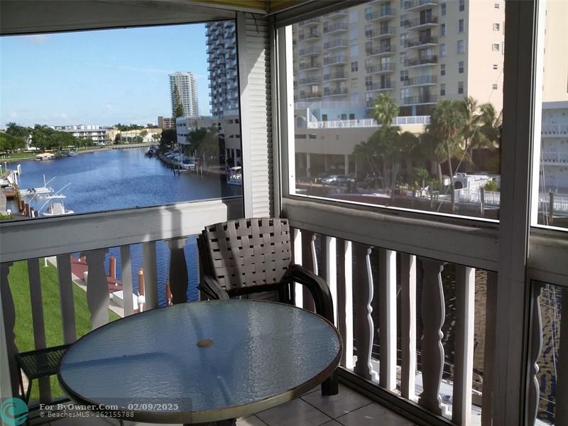 440 Paradise Isle Blvd #308, Hallandale Beach, Florida image 7
