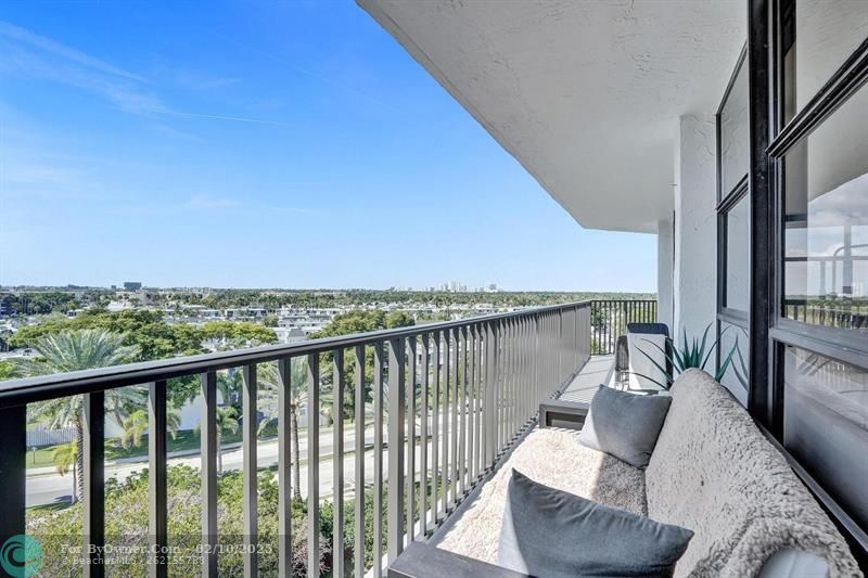 600 Parkview Dr #809, Hallandale Beach, Florida image 44