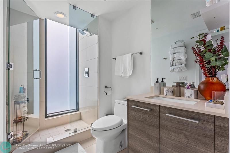 Bedroom #3 ensuite bath