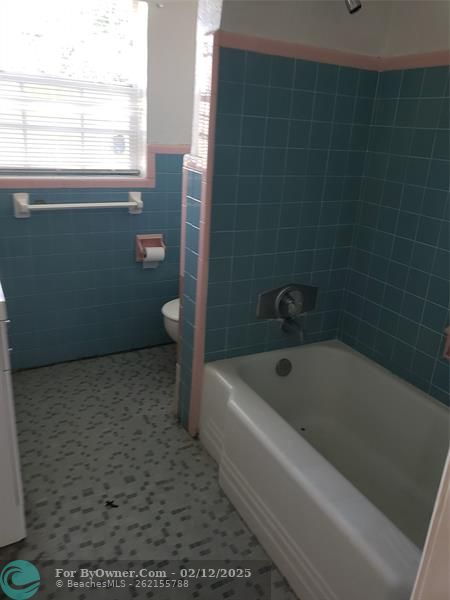 Single Family, Fort Lauderdale, Florida image 9